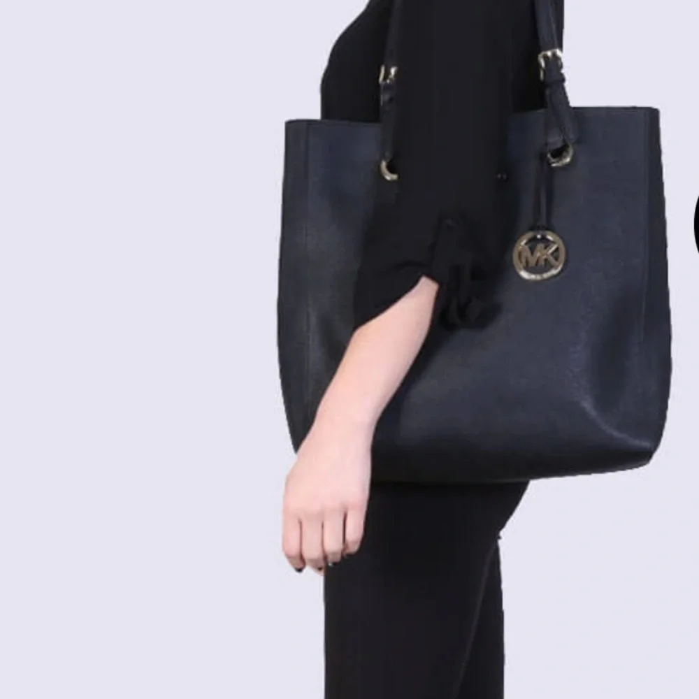 MICHAEL KORS JET SET SIGNATURE LARGE TOTE SAFFIANO LEATHER EUC